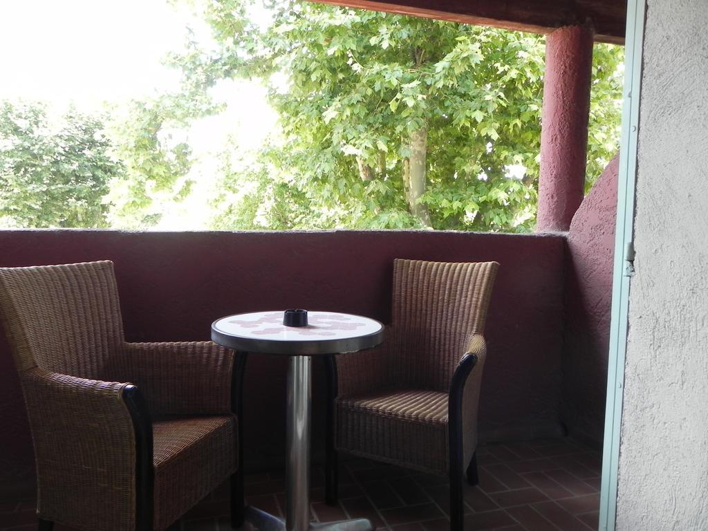 Hotel Aurelia Les Arcs-sur-Argens Habitación foto